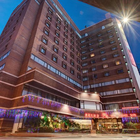 Hotel Riverview Тайпей Екстериор снимка