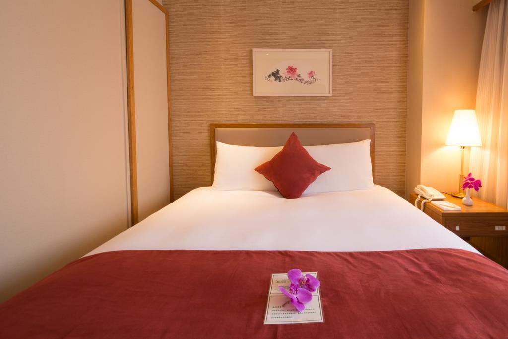Hotel Riverview Тайпей Екстериор снимка