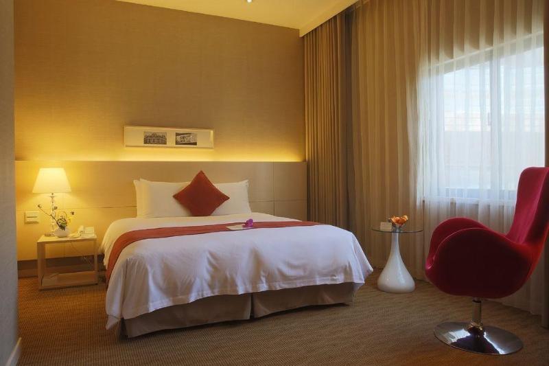 Hotel Riverview Тайпей Екстериор снимка
