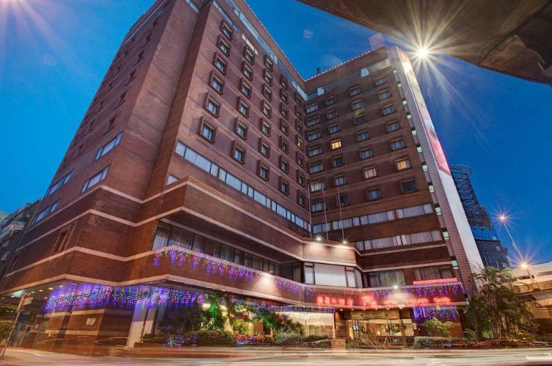 Hotel Riverview Тайпей Екстериор снимка