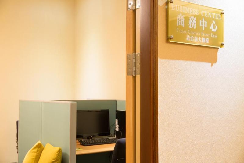 Hotel Riverview Тайпей Екстериор снимка
